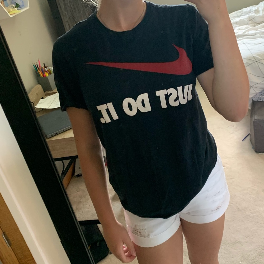 Nike tee!